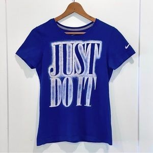 Nike Women’s Just Do It T-Shirt, Slim Fit, Size Medium